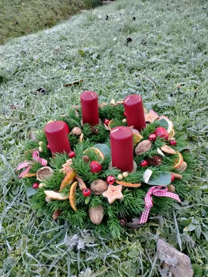 Adventný veniec "tradičný"