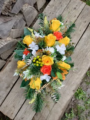 Ikebana na hrob