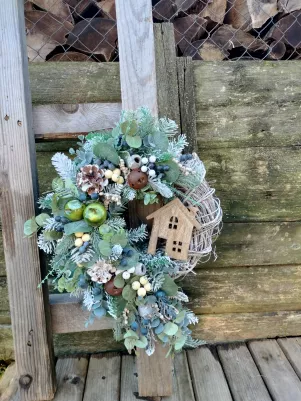 Zimno-vianočný veniec